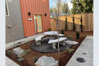 5357 SE Stark St, Portland, OR 97215 - Photo 7