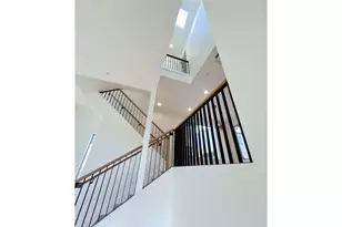 5357 SE Stark St, Portland, OR 97215 - Photo 33