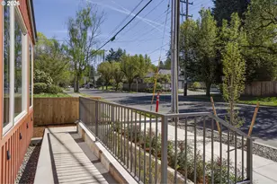 5357 SE Stark St, Portland, OR 97215 - Photo 37