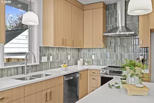 5357 SE Stark St, Portland, OR 97215 - Photo 17