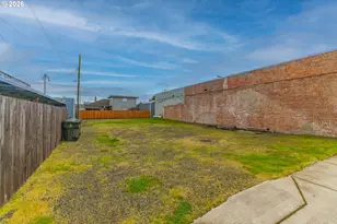 618/620 Spruce St, Myrtle Point, OR 97458 - Photo 1