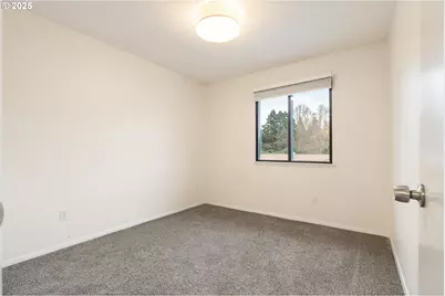15928 NE Fremont St, Portland, OR 97230 - Photo 31