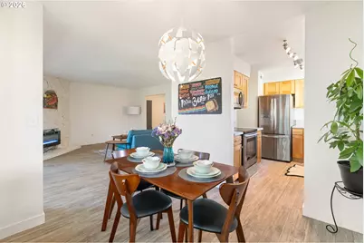 15928 NE Fremont St, Portland, OR 97230 - Photo 11