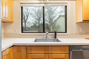 15928 NE Fremont St, Portland, OR 97230 - Photo 17