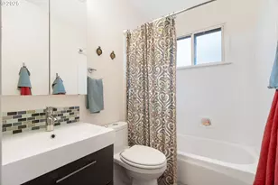 15928 NE Fremont St, Portland, OR 97230 - Photo 29