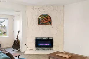 15928 NE Fremont St, Portland, OR 97230 - Photo 7