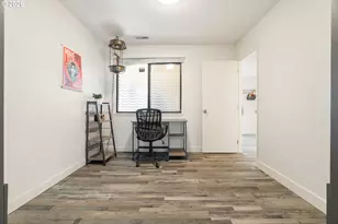 15928 NE Fremont St, Portland, OR 97230 - Photo 27