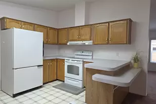 1949 SE Palmquist Rd, Gresham, OR 97080 - Photo 5