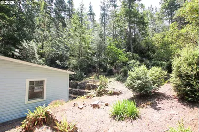 5834 Mercer Lake Rd, Florence, OR 97439 - Photo 27