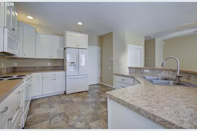 5732 L St, Washougal, WA 98671 - Photo 11