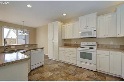 5732 L St, Washougal, WA 98671 - Photo 11