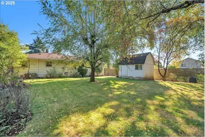 341 SE 153rd Ave, Portland, OR 97233 - Photo 31