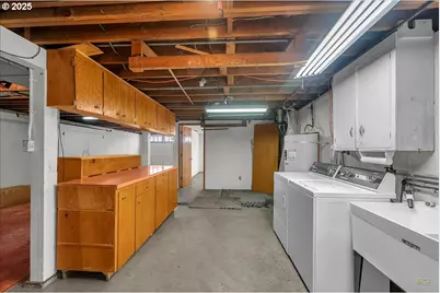 341 SE 153rd Ave, Portland, OR 97233 - Photo 29