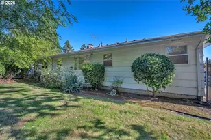 341 SE 153rd Ave, Portland, OR 97233 - Photo 37
