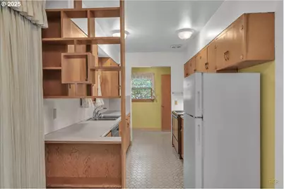 341 SE 153rd Ave, Portland, OR 97233 - Photo 11