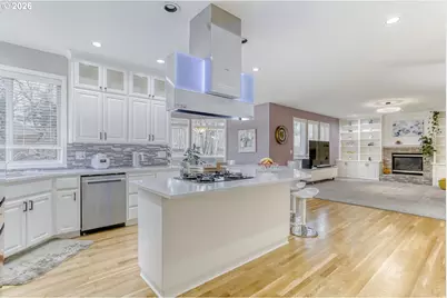 14324 SE Nehalem Ct, Portland, OR 97236 - Photo 13
