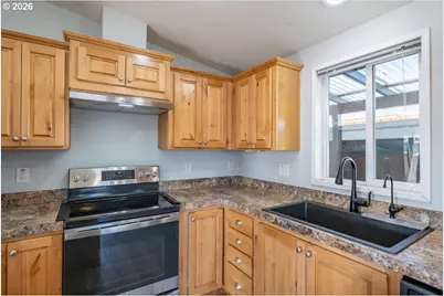 830 N Main St, Mount Angel, OR 97362 - Photo 13