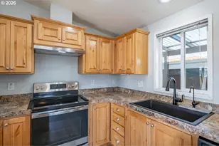 830 N Main St, Mount Angel, OR 97362 - Photo 13