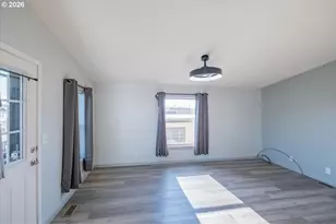 830 N Main St, Mount Angel, OR 97362 - Photo 9