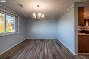 1376 D St, Coos Bay, OR 97420 - Photo 13