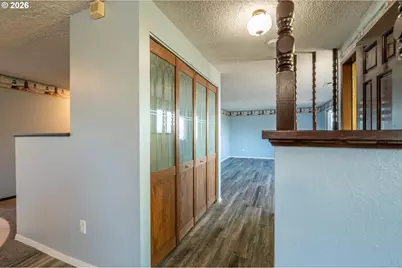 1376 D St, Coos Bay, OR 97420 - Photo 11