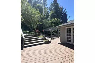 1376 D St, Coos Bay, OR 97420 - Photo 33