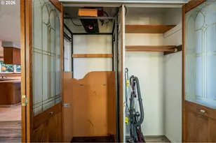 1376 D St, Coos Bay, OR 97420 - Photo 9