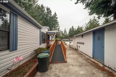 1445 Village Pines Ave, Coos Bay, OR 97420 - Photo 29