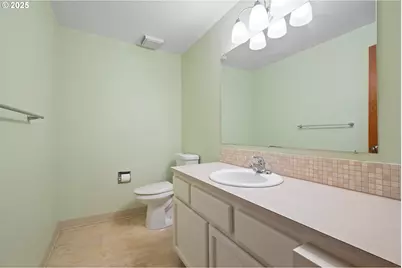 4415 Poplar Way, Longview, WA 98632 - Photo 9