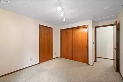 4415 Poplar Way, Longview, WA 98632 - Photo 15