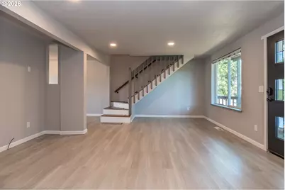 924 NE Central St, Roseburg, OR 97470 - Photo 23