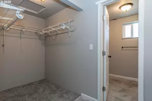 924 NE Central St, Roseburg, OR 97470 - Photo 15