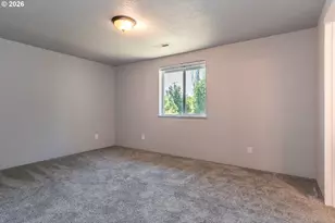 924 NE Central St, Roseburg, OR 97470 - Photo 27