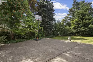 2104 Club House Dr, West Linn, OR 97068 - Photo 35