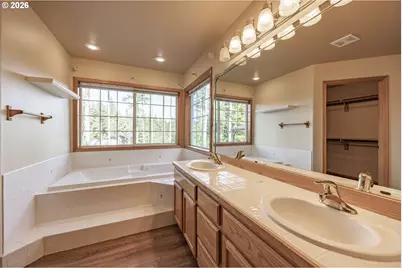 28323 NE 48th Way, Camas, WA 98607 - Photo 25