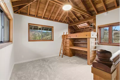 37308 Highway 58, Pleasant Hill, OR 97455 - Photo 25