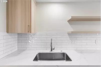 12815 SE Stark St, Portland, OR 97233 - Photo 9