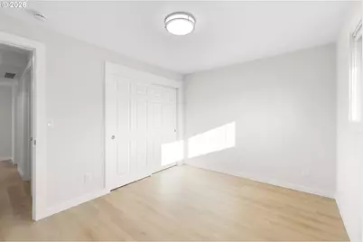 12815 SE Stark St, Portland, OR 97233 - Photo 15