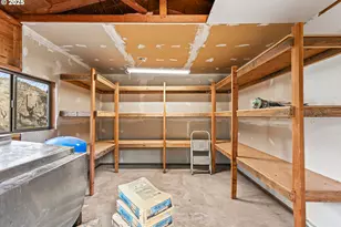 753 Rogue River Hwy, Gold Hill, OR 97525 - Photo 41