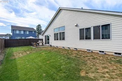 1970 NW Mercia St, McMinnville, OR 97128 - Photo 37