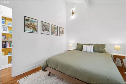 10936 NE Russell St, Portland, OR 97220 - Photo 15