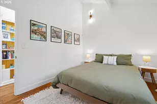 10936 NE Russell St, Portland, OR 97220 - Photo 15