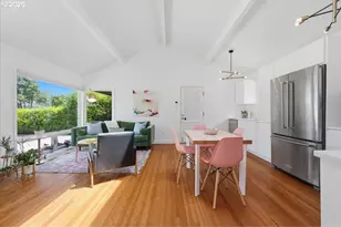 10936 NE Russell St, Portland, OR 97220 - Photo 13