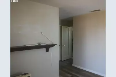 877 Pacific Ave, Coos Bay, OR 97420 - Photo 39