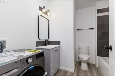 708 N Killingsworth St #5, Portland, OR 97217 - Photo 13