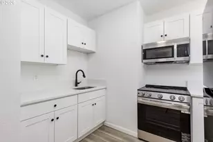 708 N Killingsworth St, Portland, OR 97217 - Photo 5