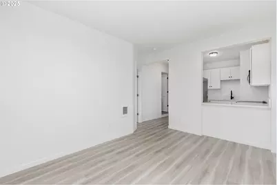 708 N Killingsworth St #5, Portland, OR 97217 - Photo 9