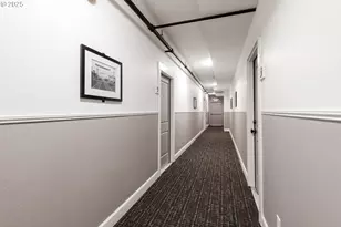 708 N Killingsworth St, Portland, OR 97217 - Photo 3