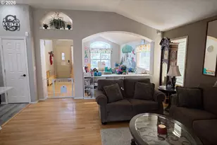 220 SE 11th St, Hermiston, OR 97838 - Photo 7