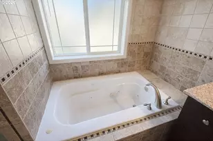 220 SE 11th St, Hermiston, OR 97838 - Photo 11